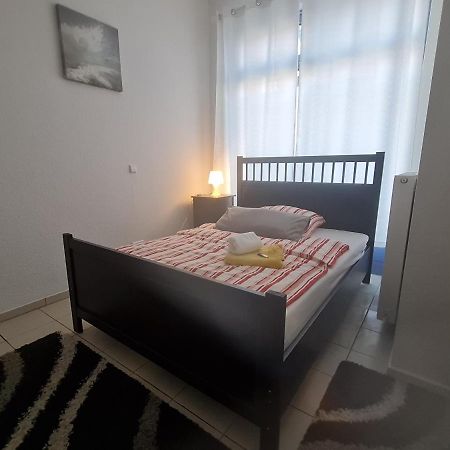 Pension Am Rathaus, 24H Check-In Mundelsheim Екстериор снимка