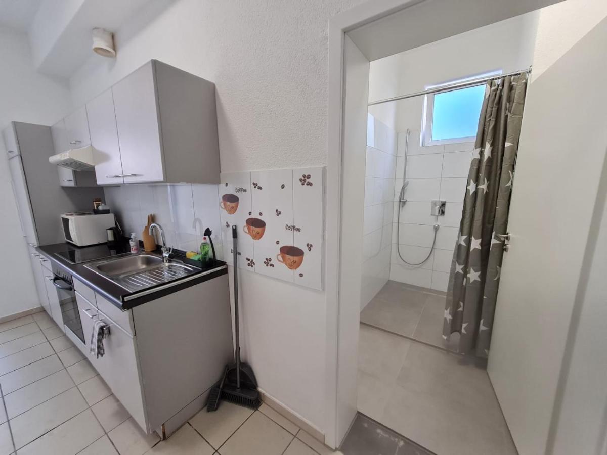 Pension Am Rathaus, 24H Check-In Mundelsheim Екстериор снимка