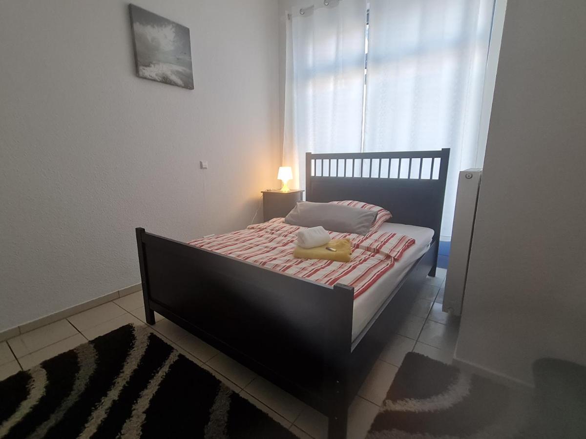 Pension Am Rathaus, 24H Check-In Mundelsheim Екстериор снимка